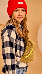 Musti Fur Bag