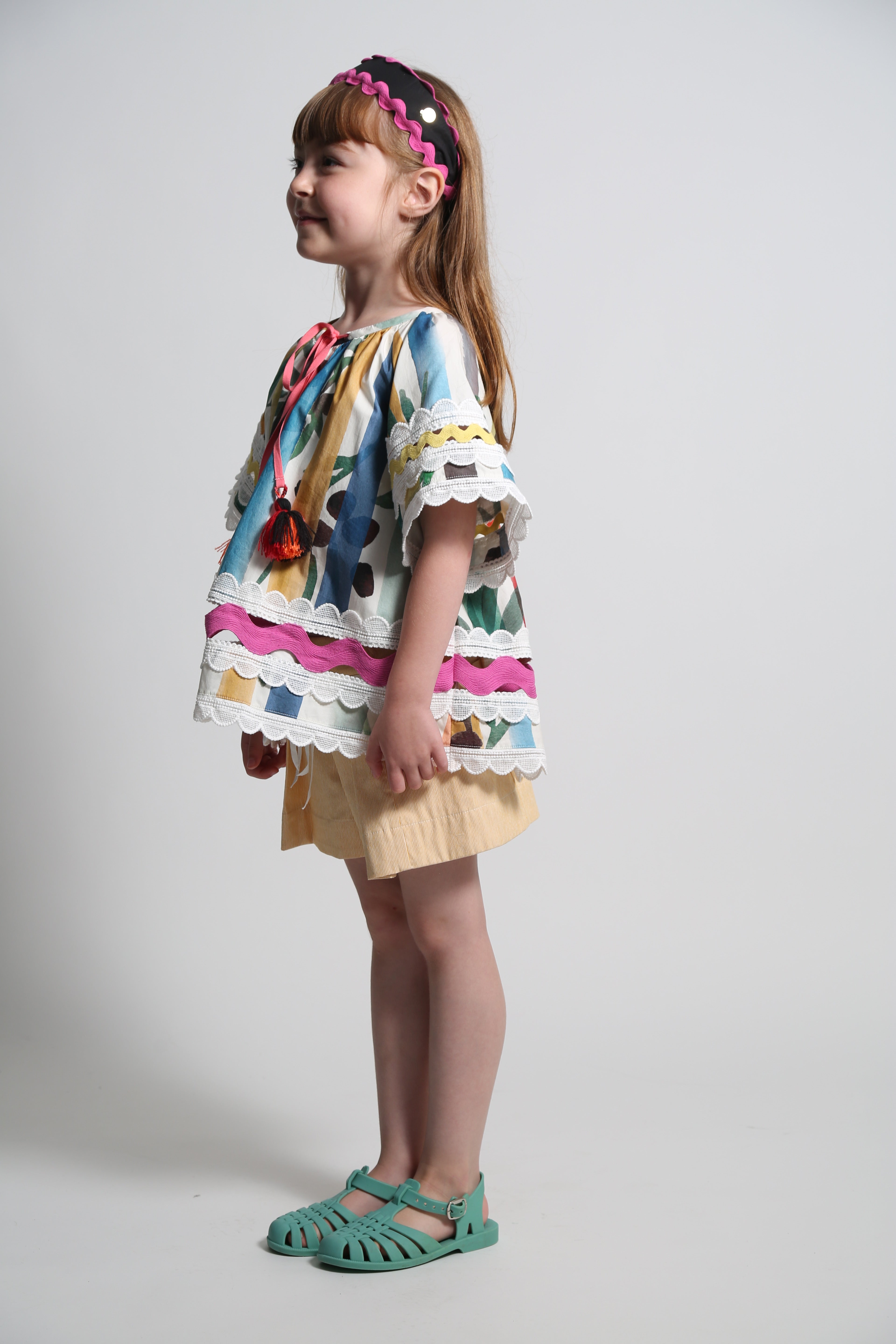 Stella Walking Shorts – Beige