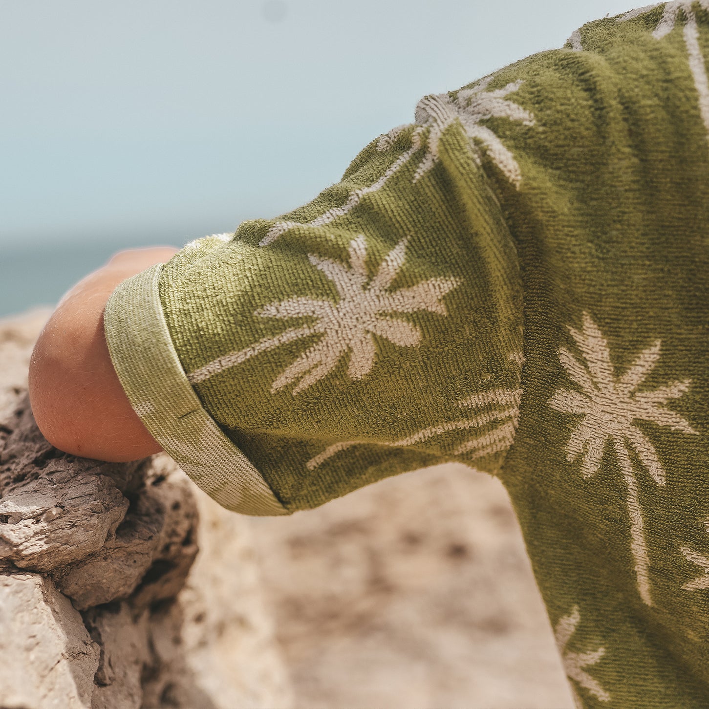 Beach Palms Terry Shirt - Iguana