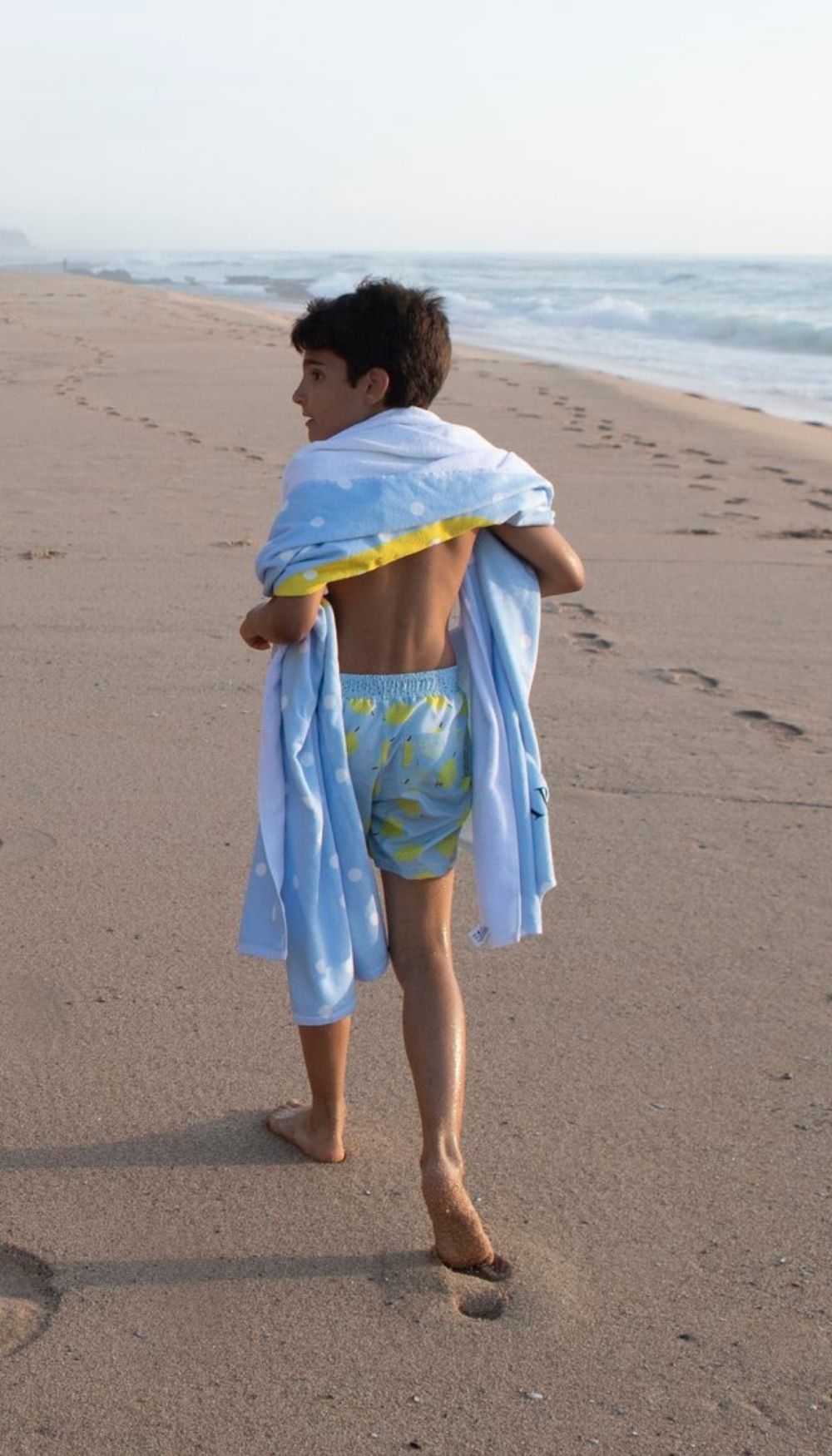 Beach Towel – Blue Dots with Lemon (Velvet/Terry)