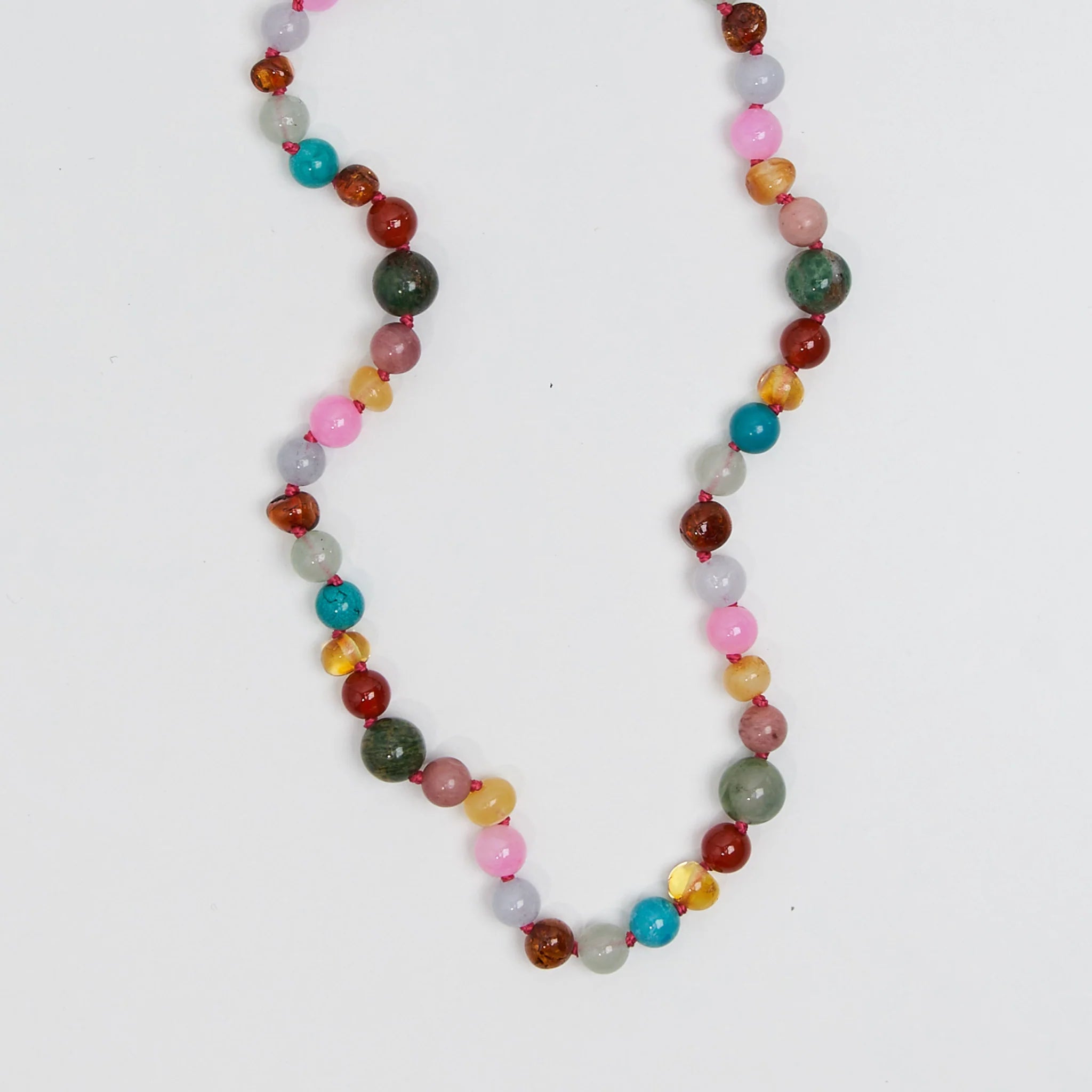 BillieNecklace_Baby_Kids2.webp