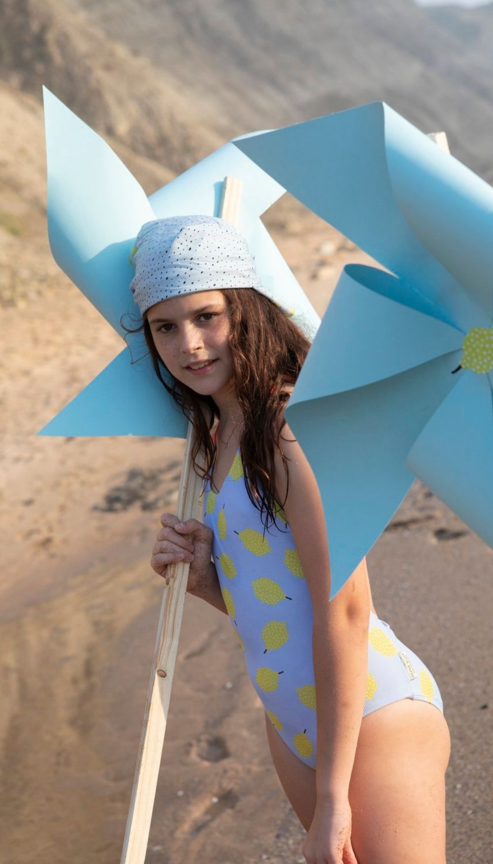 Head Scarf – Black Drops & Lemon