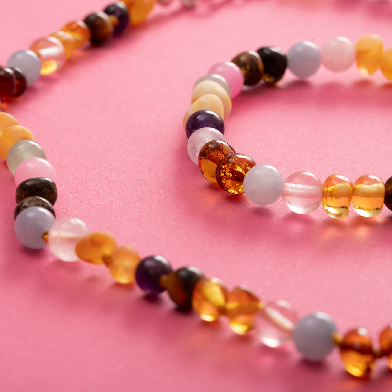 RainbowBracelet_Kids2.webp