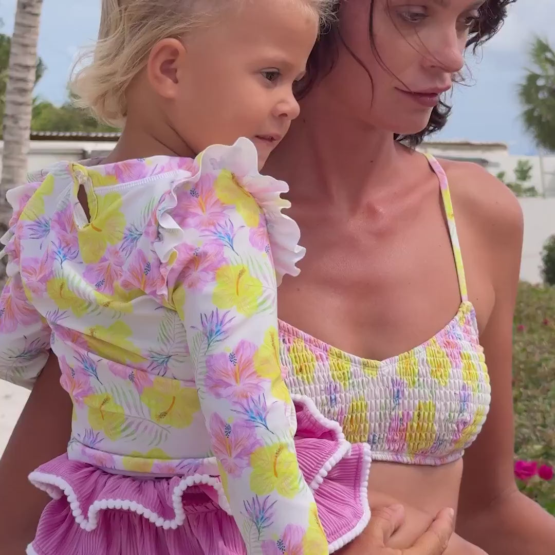 Aloha Vacay Ruffle Set