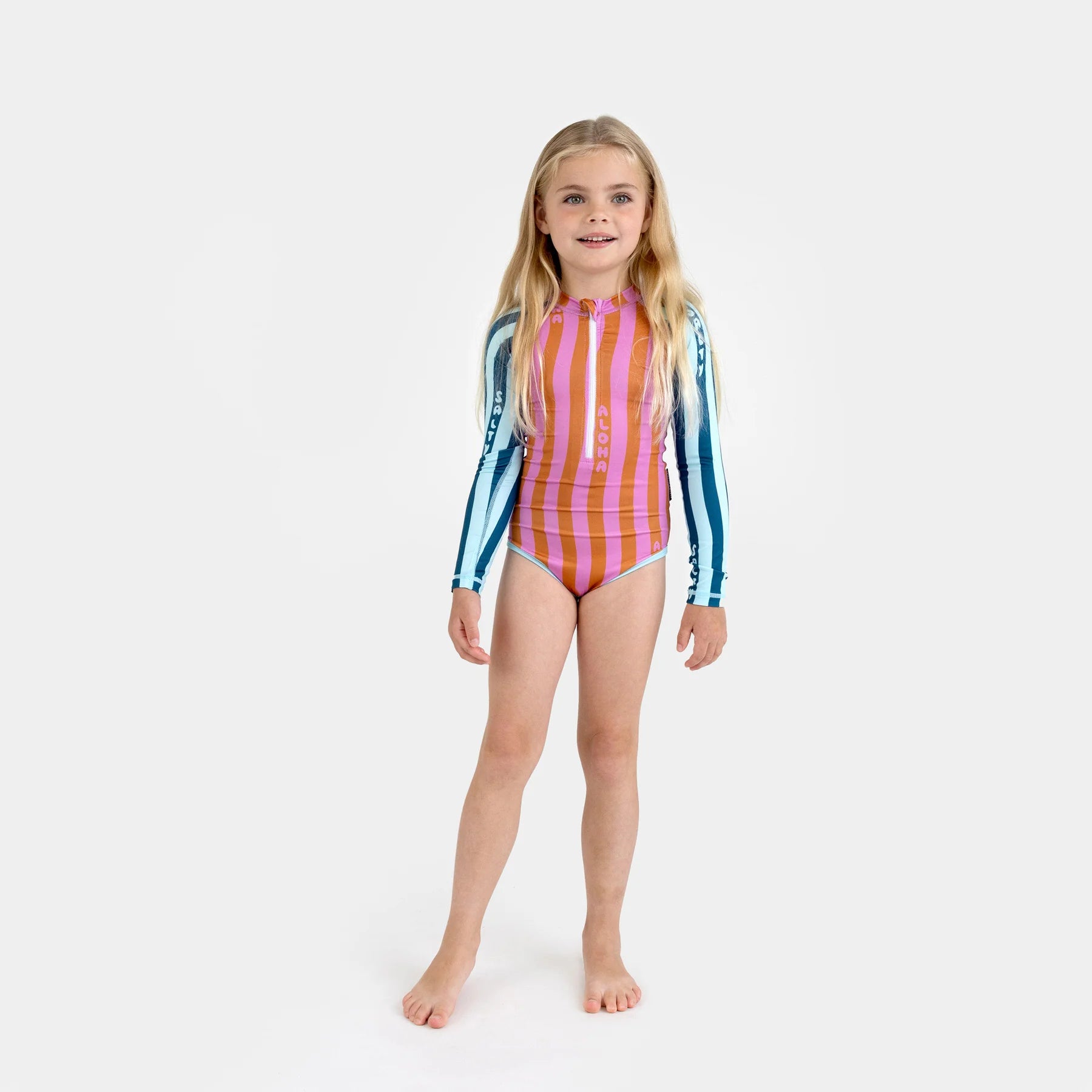 salty-stripes-2-model_jpg.webp
